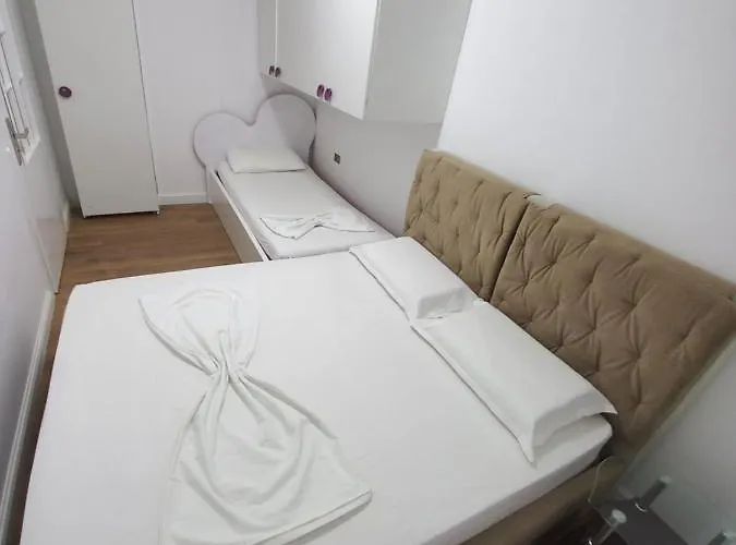 Appartamento Holidays Golem (Tirana)